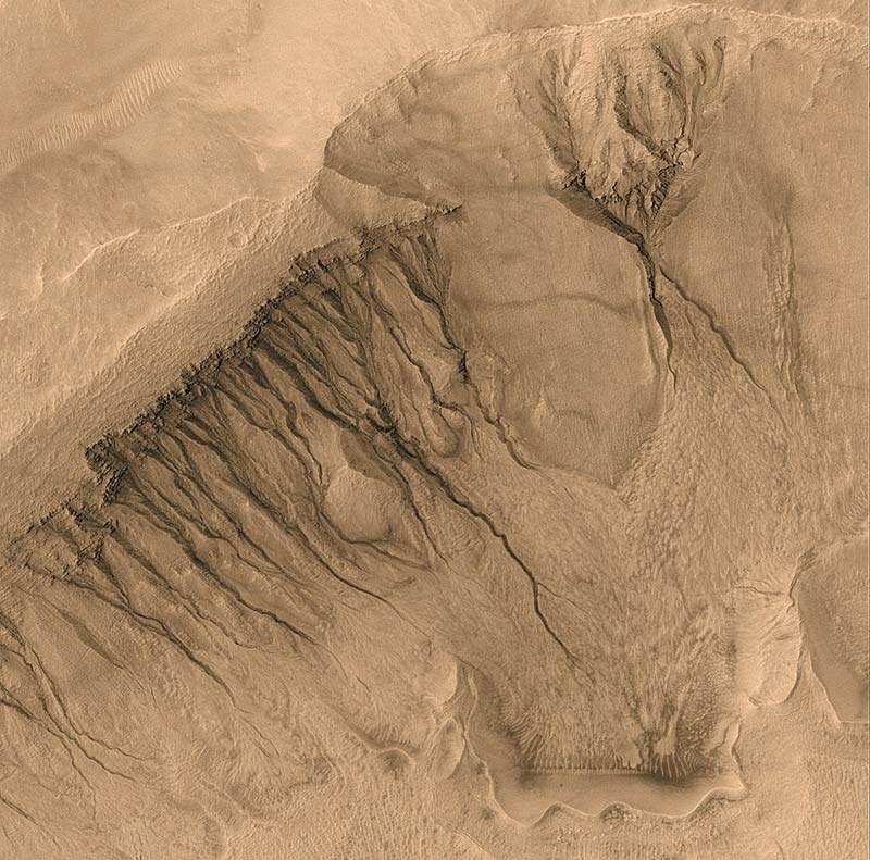 Mars Global Surveyor (1996) http://upload.