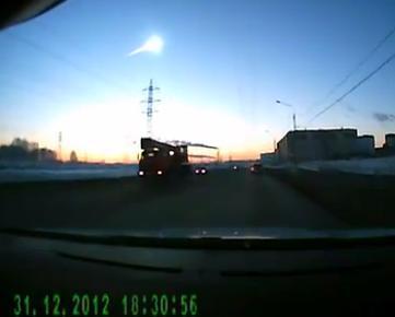 Still from a video of the Chelyabinsk meteor streaking across the sky.