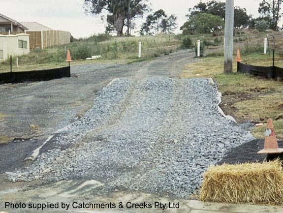 Rock pads on small building sites primarily act as all-weather parking surfaces that aim to minimise the initial attachment of dirt and mud to tyres. 3.