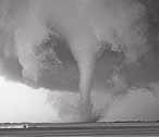 As it expands, it makes the air vibrate. The vibrations release energy in the form of sound waves. The result is thunder. SEVERE THUNDERSTORMS Severe thunderstorms can cause a lot of damage.