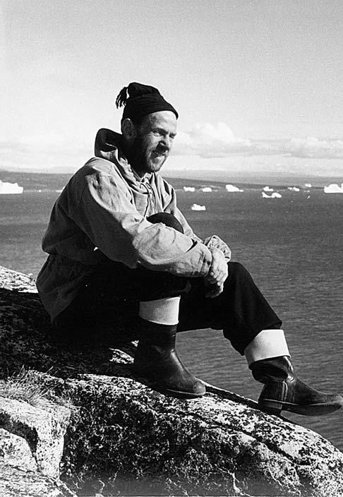 Fig. 20. Ernst Hofer, a photographer from the Swiss Topographical Institute, was employed by Lauge Koch s geological expeditions to East Greenland from 1951 54.