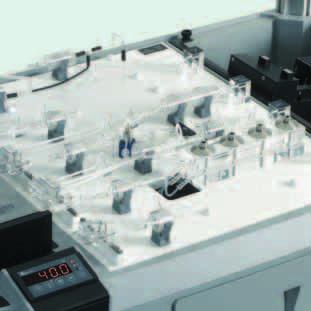 Sample introduction The analyzer is equipped with a robust peristaltic pump, consisting of up to 32 pump tube positions.