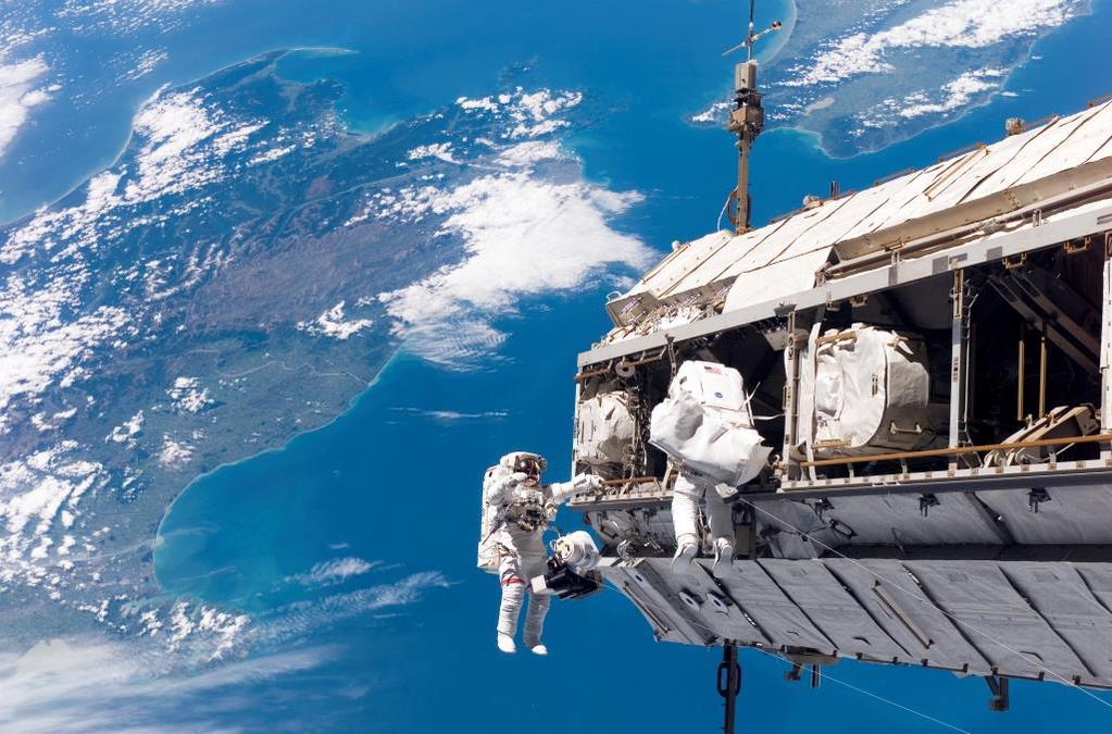 WHO IS ON THE ISS? The ISS supports a full-time crew of up to six people. Once a person is inside the International Space Station, they can float around without needing a space suit.