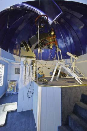 Right: The entrance hall in the observatory is decorated with