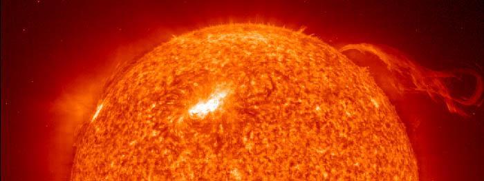 SUN 75% hydrogen and 25% helium by mass Sun converts hydrogen to helium in its core Differential rotation equator the surface rotates once every 25.