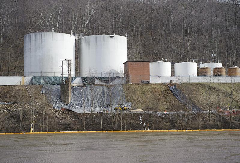 4-MCHM Freedom Industries Charleston facility Up to 7,500 gallons of crude MCHM Elk River 1 mile upstream