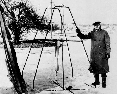 From 1930 to 1941, Goddard made substantial progress in the development of progressively larger rockets,