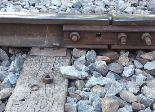 4.2 Temperature and Material Properties To construct railway, we need