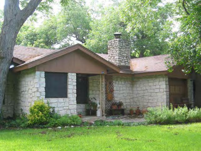 East Round Rock @ Brushy Creek - Before the Flood House built in 1976, 3 bedroom, 2 bath Current