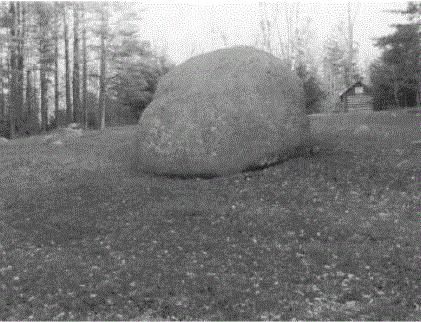 formed from glacial deposits 5. The photograph below shows a large boulder of metamorphic rock in a field in the Allegheny Plateau region of New York State.