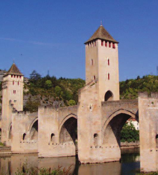 com Villeneuve-sur-Lot: A powerful bastide on the banks of the River Lot, it was founded in 1264.