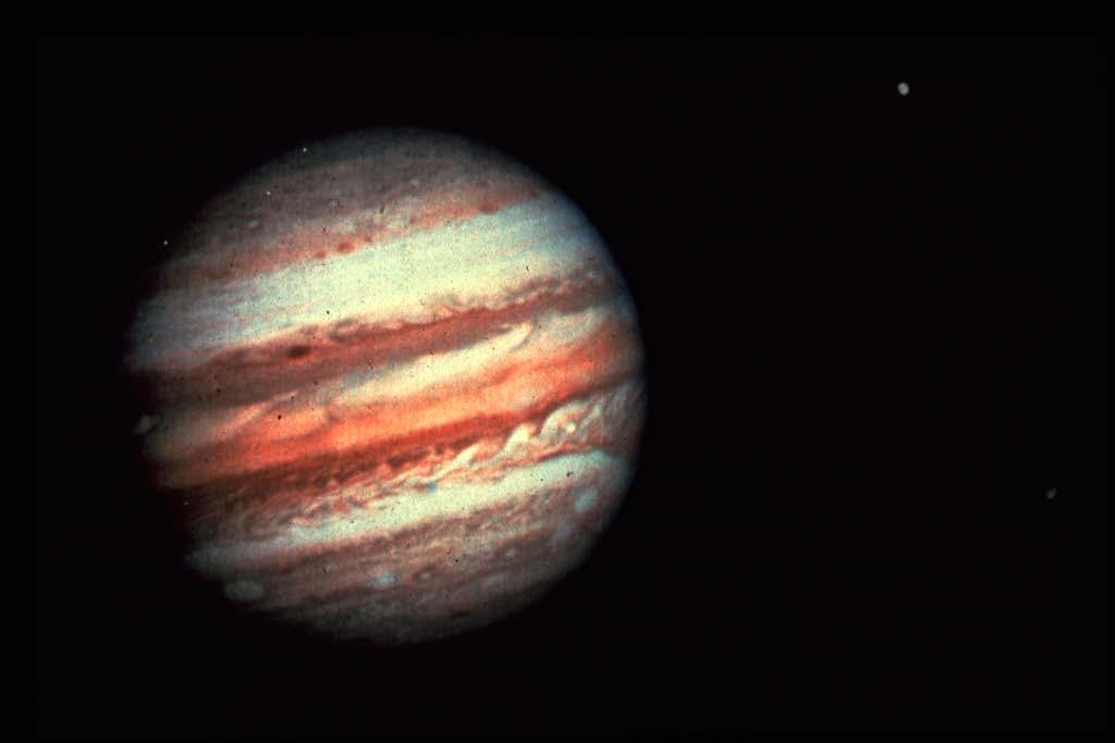 Voyager-1 image of Jupiter from 47 million km.
