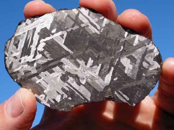 Widmanstätten pattern in Iron Meteorites Provides a conclusive test that the material is indeed meteoritic The pattern is produced as the