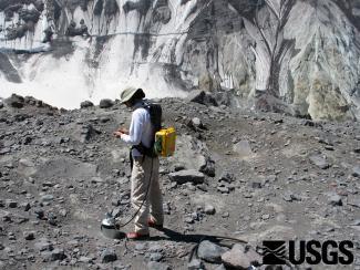 Gas emissions from the rugged Cascade volcanoes are sampled using airborne and ground-based techniques.