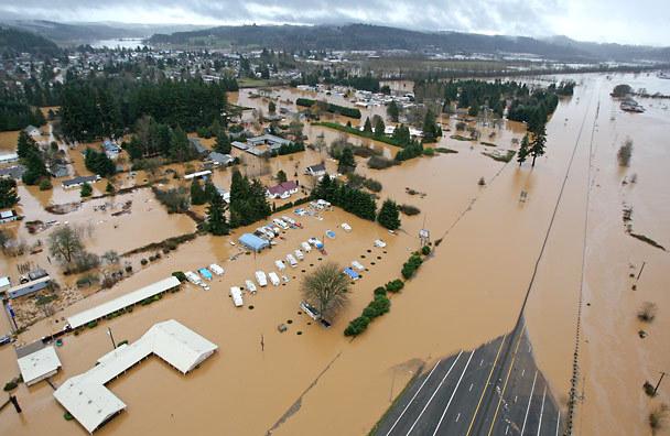 December 1-3, 2007 Flood A Centralia neighborhood that