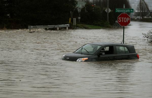 In the USA, about 50% of the flood related deaths occur in vehicles.