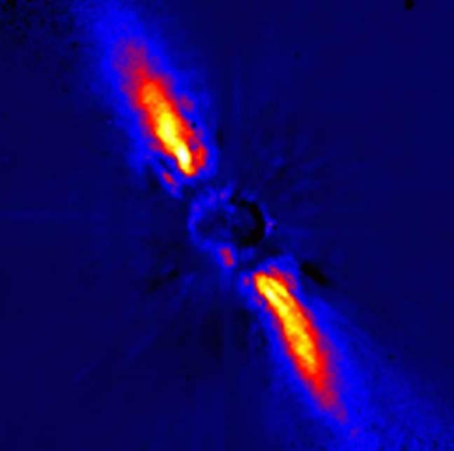 A Circumstellar Disk Around Pictoris! Spectral Type: A5V Distance: 19.