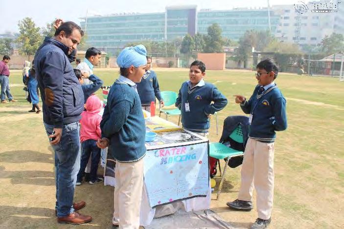 The club student explained shortest shadow experiment to the audience The participants learnt about project paridhi.
