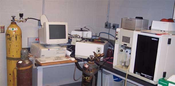 Research Equipment in the UCA Chemistry Department Varian 220 Atomic Absorption Spectrometer Atomic Absorption spectroscopy is used to measure the amount of a metal ion present in a