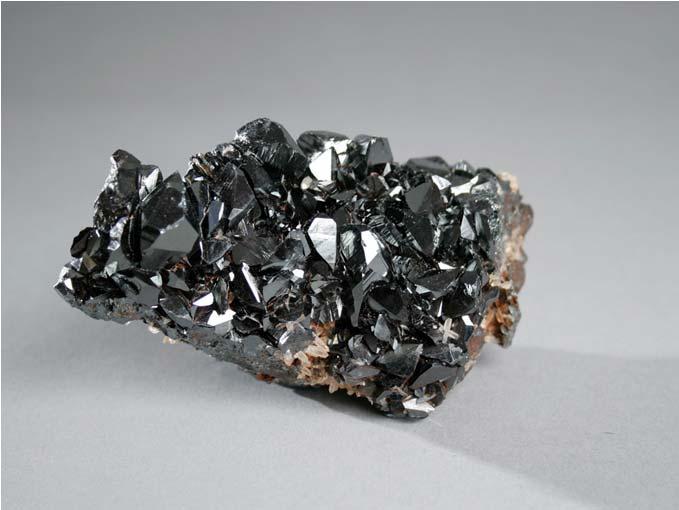 Carbonate minerals, such as calcite (calcium carbonate, CaCO 3 ), have a