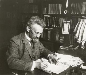 Felix Hausdorff 1868-1942 Professor in Bonn from 1910-13 and 1921-35 The only cluster of excellence in