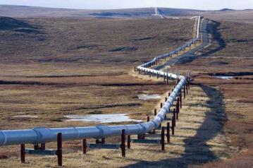 Example Exercise : Crude oil flows through a level section of a pipeline at a rate of 2.944 m 3 /s. The pipe inside diameter is 1.22 m, its roughness is equivalent to galvanized iron.