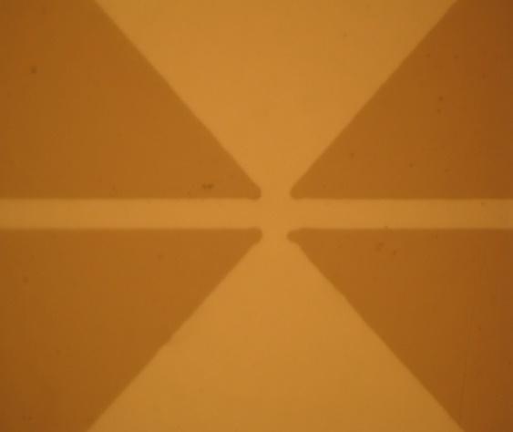 (stopper of UV light) Cr alignment