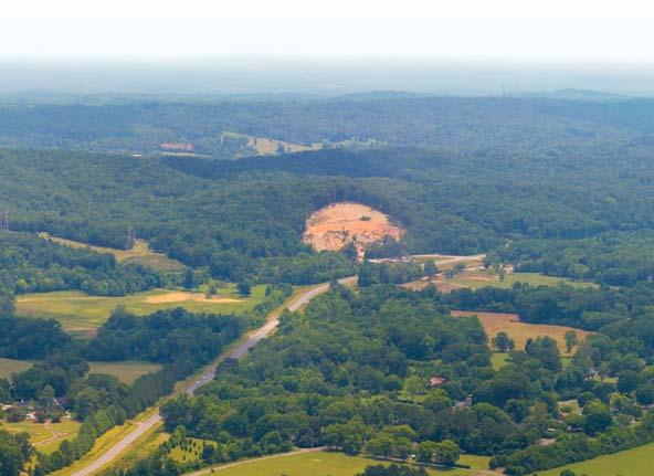 Below: This panoramic view of the Appalachian Plateau, also known as the Cumberland Plateau, is from Lookout Mountain, the 80-mile-long ridge that defines the western edge of the Appalachian Plateau