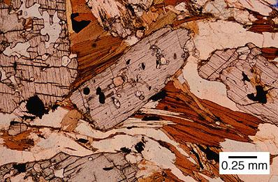 Kyanite NC-349 kyanite-garnet- mica near Durham, NC