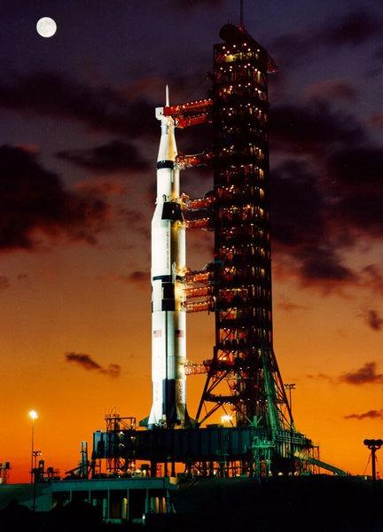 Saturn V Rocket Developed at NASA s Marshall Spaceflight Center under direction of Wernher von Braun 3-stage