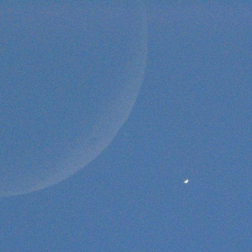 It really showed the dynamics of the solar system in action, with the Moon orbiting eastward across a much more distant Venus. Venus seemed to accelerate just Approach, 12:51 pm.
