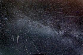 Meteor Showers Comets leave behind