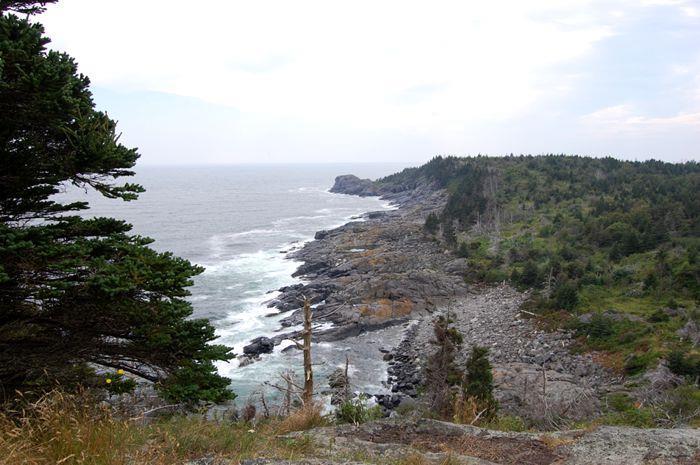 Exploring Monhegan The island is traversed by nearly 12 miles of hiking trails, which afford the visitor exceptional access to the bold cliffs on the east side of the island and a variety of geologic