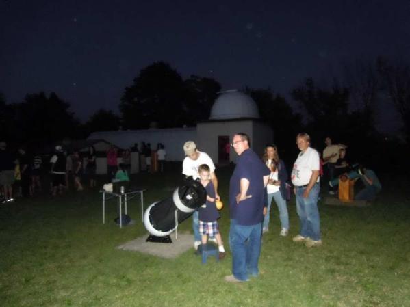 We also point out sights in the sky (bright stars, constellations, asterisms, etc.) and answer any questions of our visitors. We will remain open while there are visitors still interested in viewing.