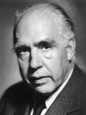 Key Scientist - Atomic Structure Niels Bohr Niels Bohr is one of the most important chemists of recent times.