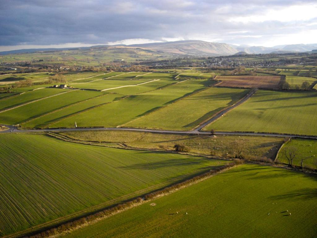 Framework on reducing diffuse pollution from agriculture perspectives from catchment managers Photo: River Eden catchment, Sim Reaney, Durham University Introduction This framework has arisen from a
