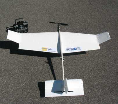 Figure 5-11: First prototype. 5.3.2 Airfoil-shaped wing aircraft The first prototype provides a good maneuverability due to its large wing area and large control surfaces.