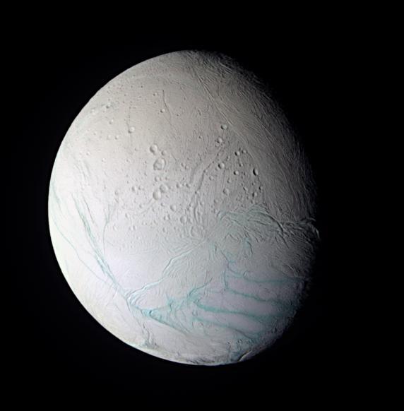 The south pole of Enceladus is covered in recent faults!