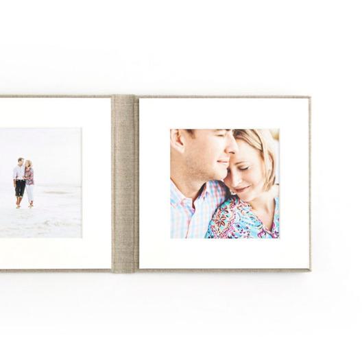 They are designed to be your loyal tabletop companion: you can easily swap out the photos without changing their