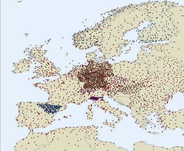 Pan-European HydroMeteo metadata & database ( EU-FLOOD-GIS ) Meteo data currently supplied in NRT (< 24h) 1. EU-Synop 2. DE - DWD+Ecomet+AMDA 3. EU- Meteo Consult 4.