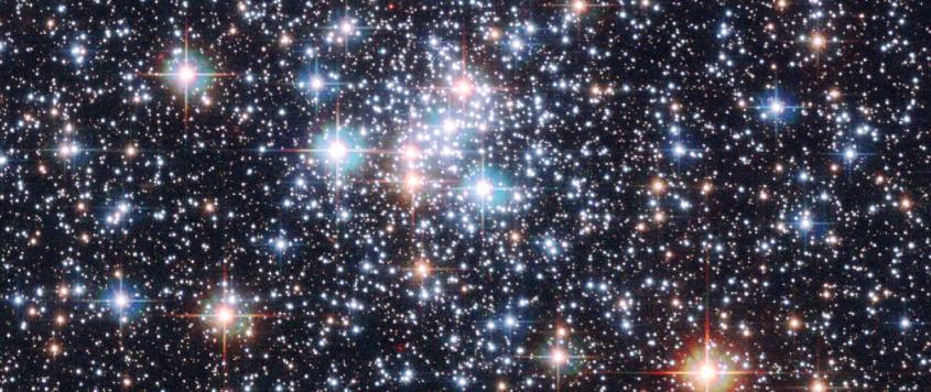 FIGURE 18.1 Variety of Stars. Stars come in a variety of sizes, masses, temperatures, and luminosities.
