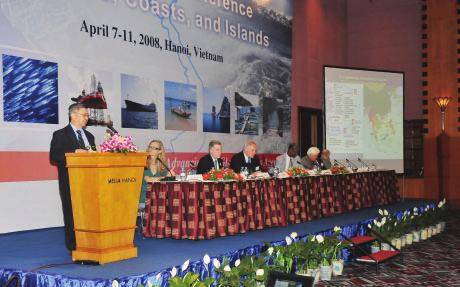 6 4th Global Conference on Oceans, Coasts and Islands Bulletin, Vol. 68 No.