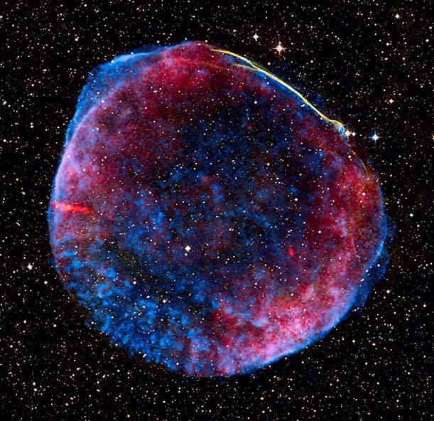 SN 1006 Composite Image X-rays show thin, sharp filaments in contrast to fuzzy