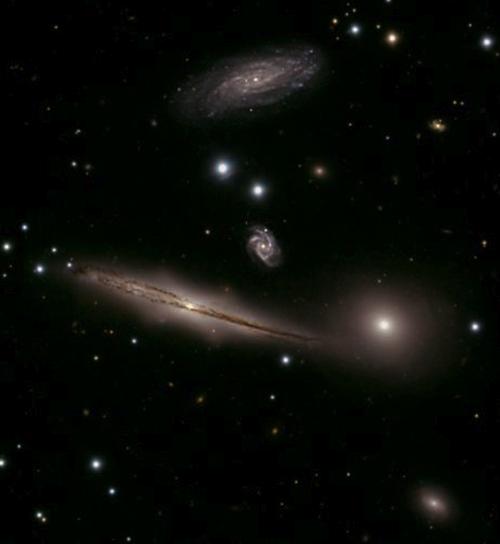 4/28/17 The Discovery of Galaxies Up to the 1920 s, astronomers