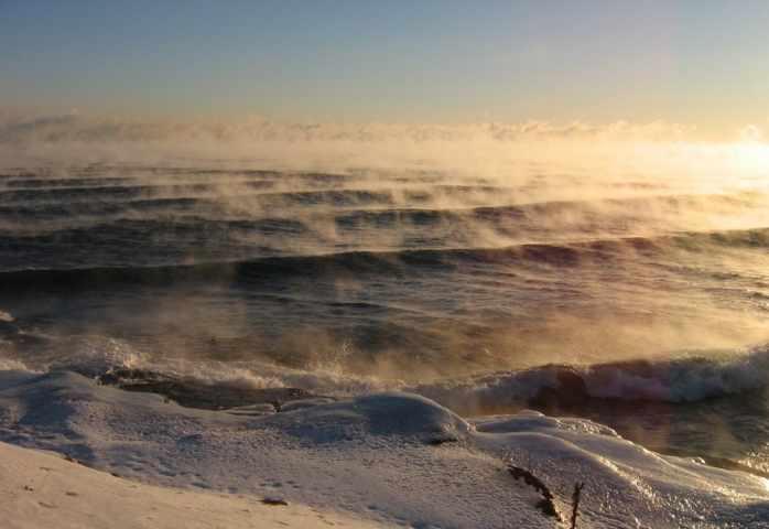 Fog Formation and Types Steam Fog Cold air passes over warm water surface Evaporation