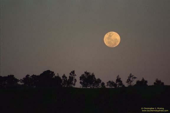 Moonrise 6/24/2005