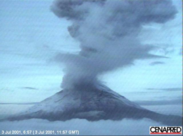 July 2001 Succession of eruptive cycles - Dome