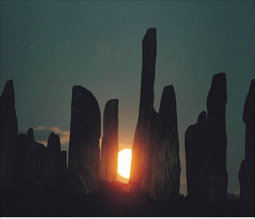 Scotland: 4000-year-old stone circle;
