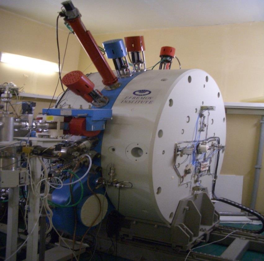 Compact cyclotrons СС18/9М a cyclotron for producing proton beams with an energy variable from 12 up to 18 MeV and deuteron