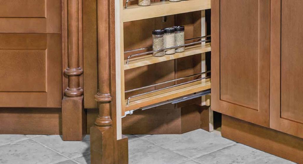 3-6 P U L L - O U T S S P I C E P U L L - O U T B A S E F I L L E R This pull-out gives you the option to make the most out of your space by offering seamless, efficient extra storage.